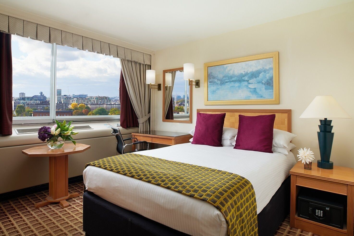 SUPERIOR, DOUBLE BED