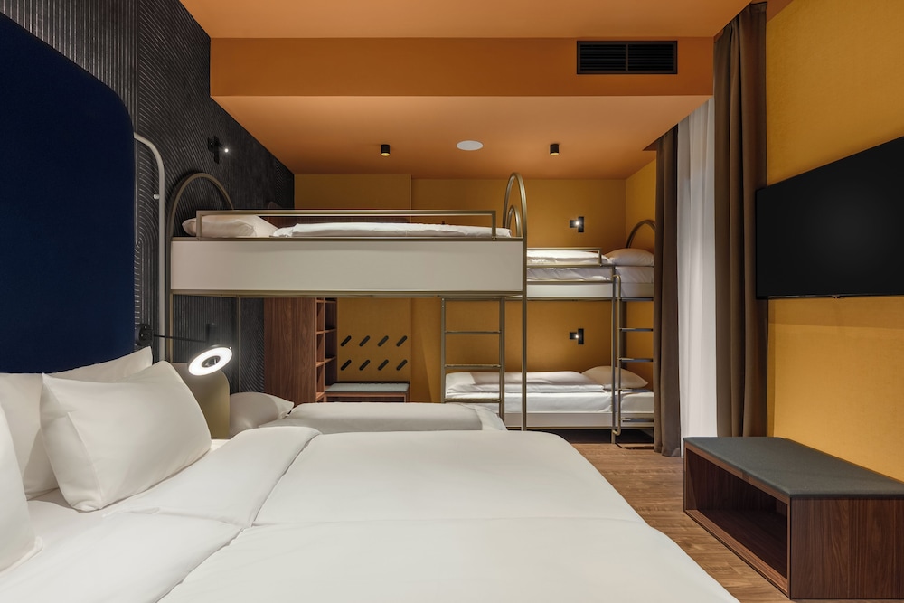 You Hotel Budapest - Handwritten Collection 18/53