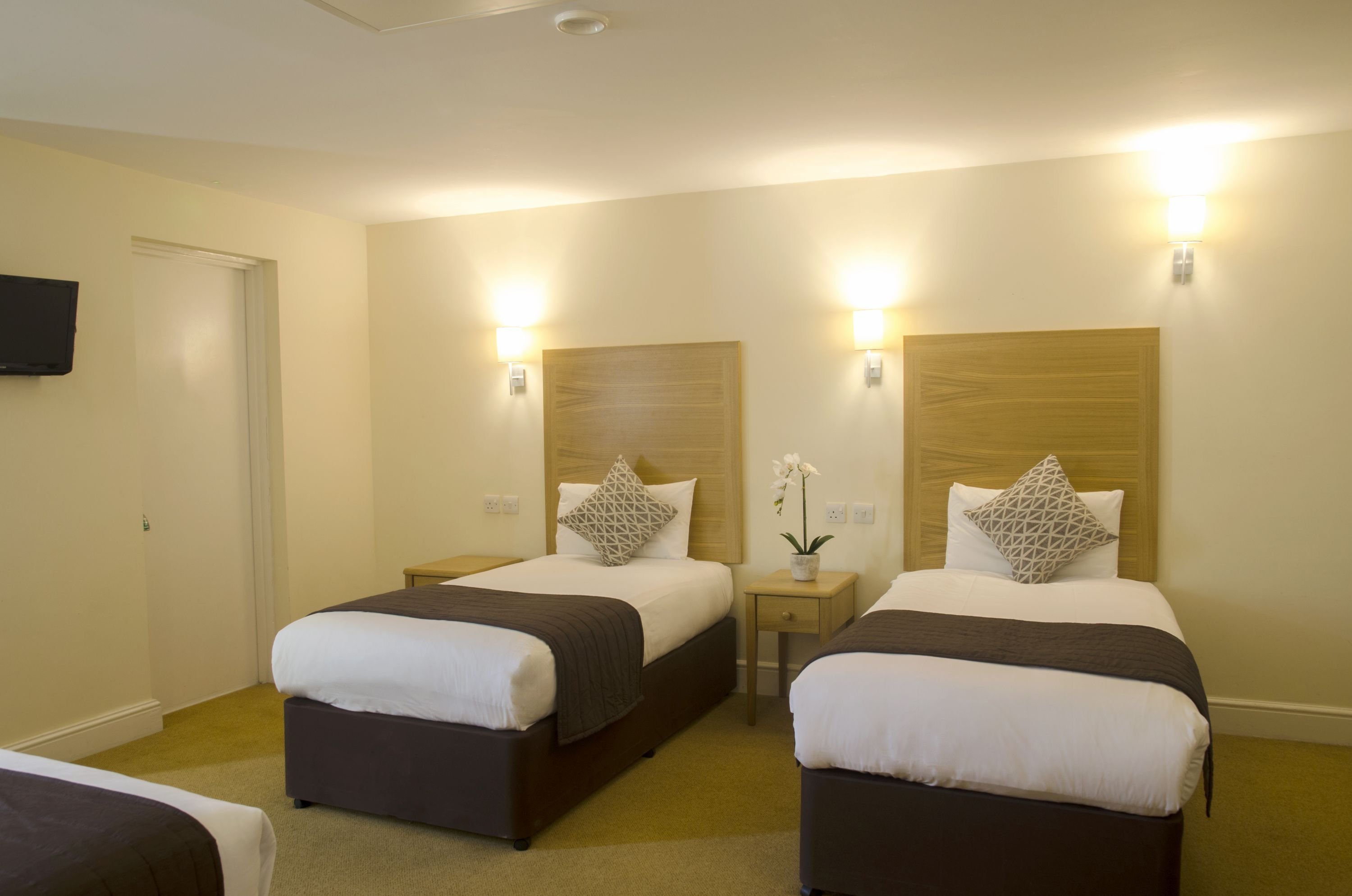 The Kings Hotel 25/55