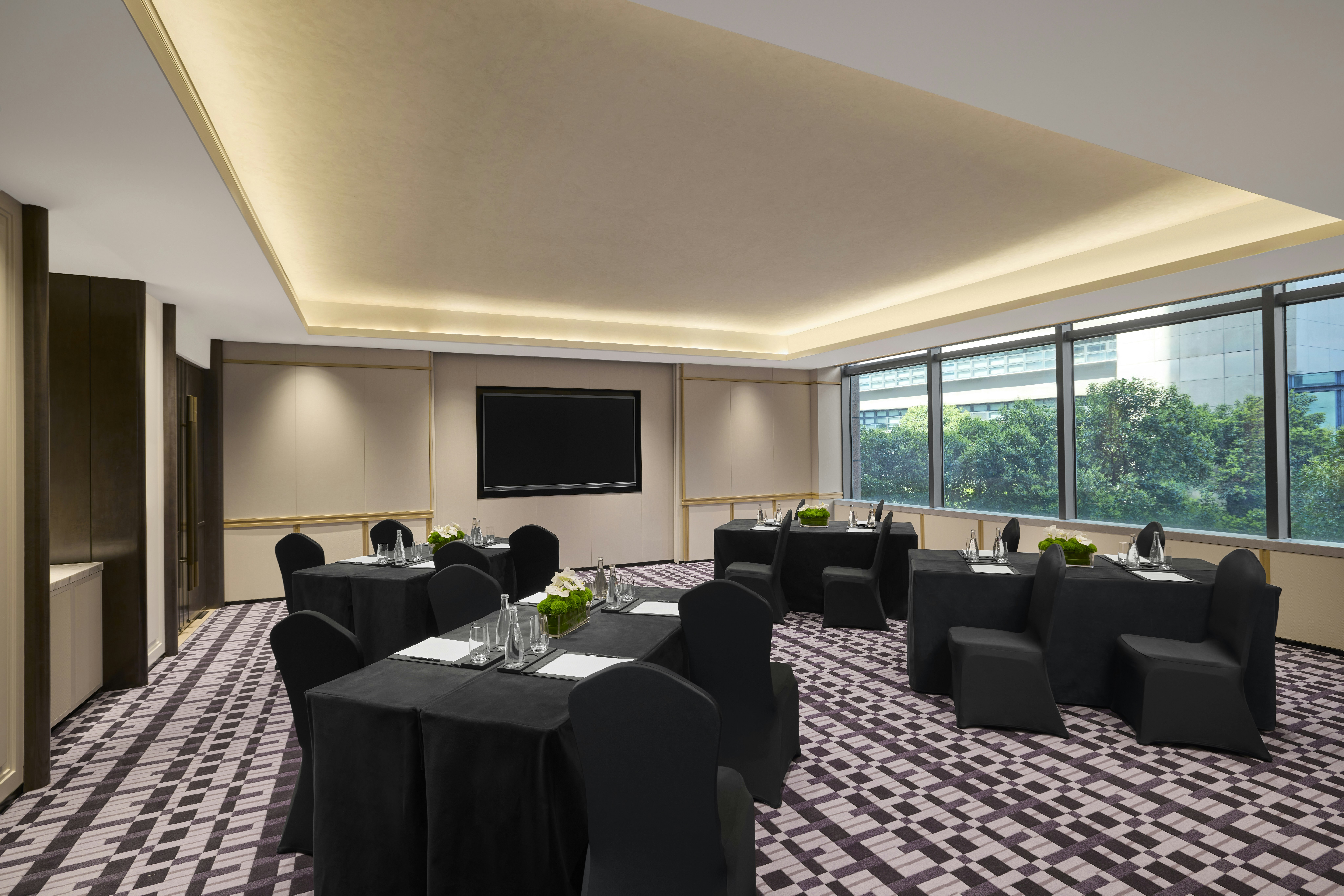 Hilton Shanghai City Center 27/32