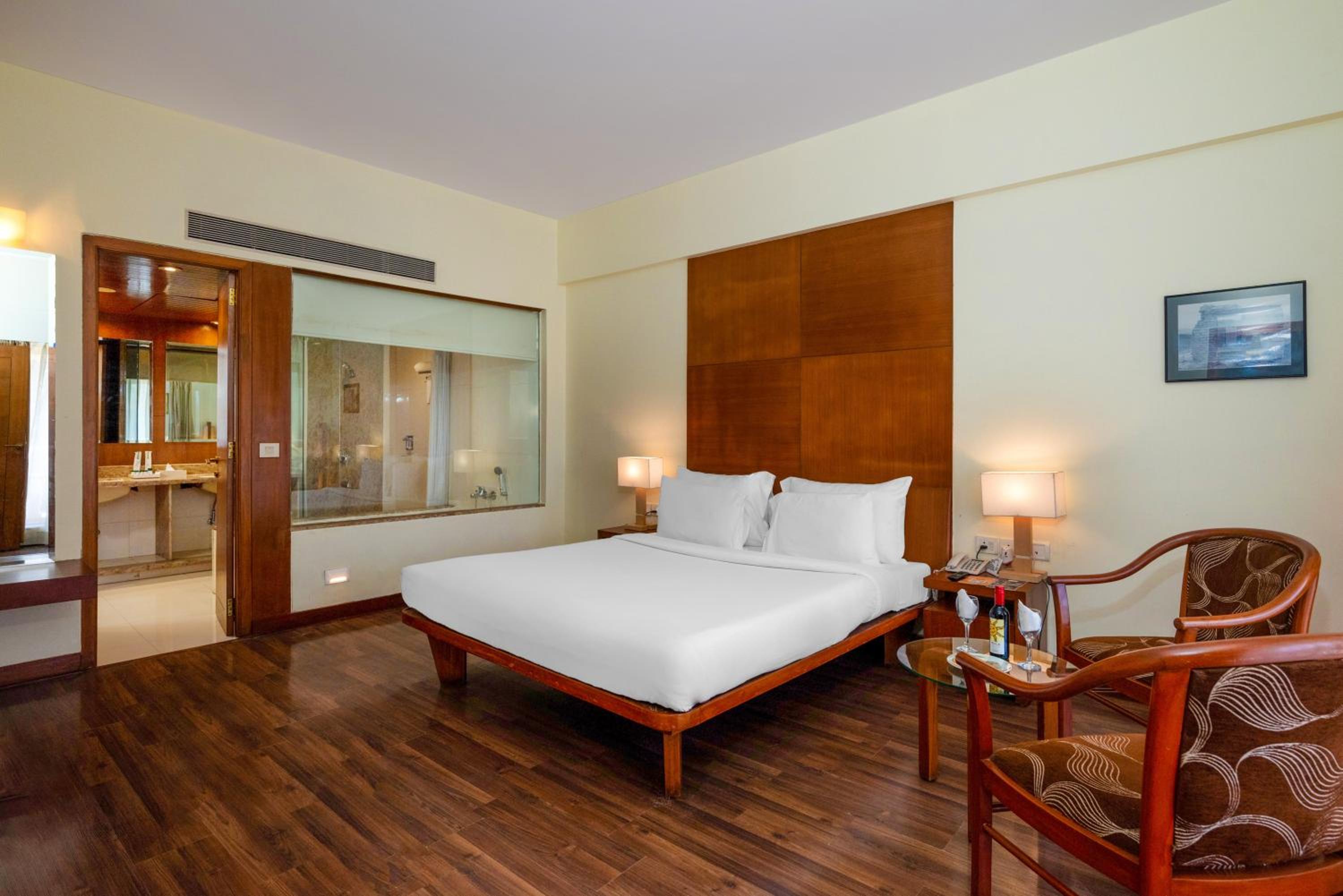 Lagoon, Suite, Double Bed