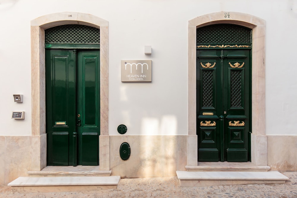 Heaven Inn Evora Hostel 32/60