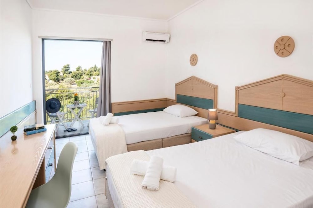 GALAXY HOTEL 18/50