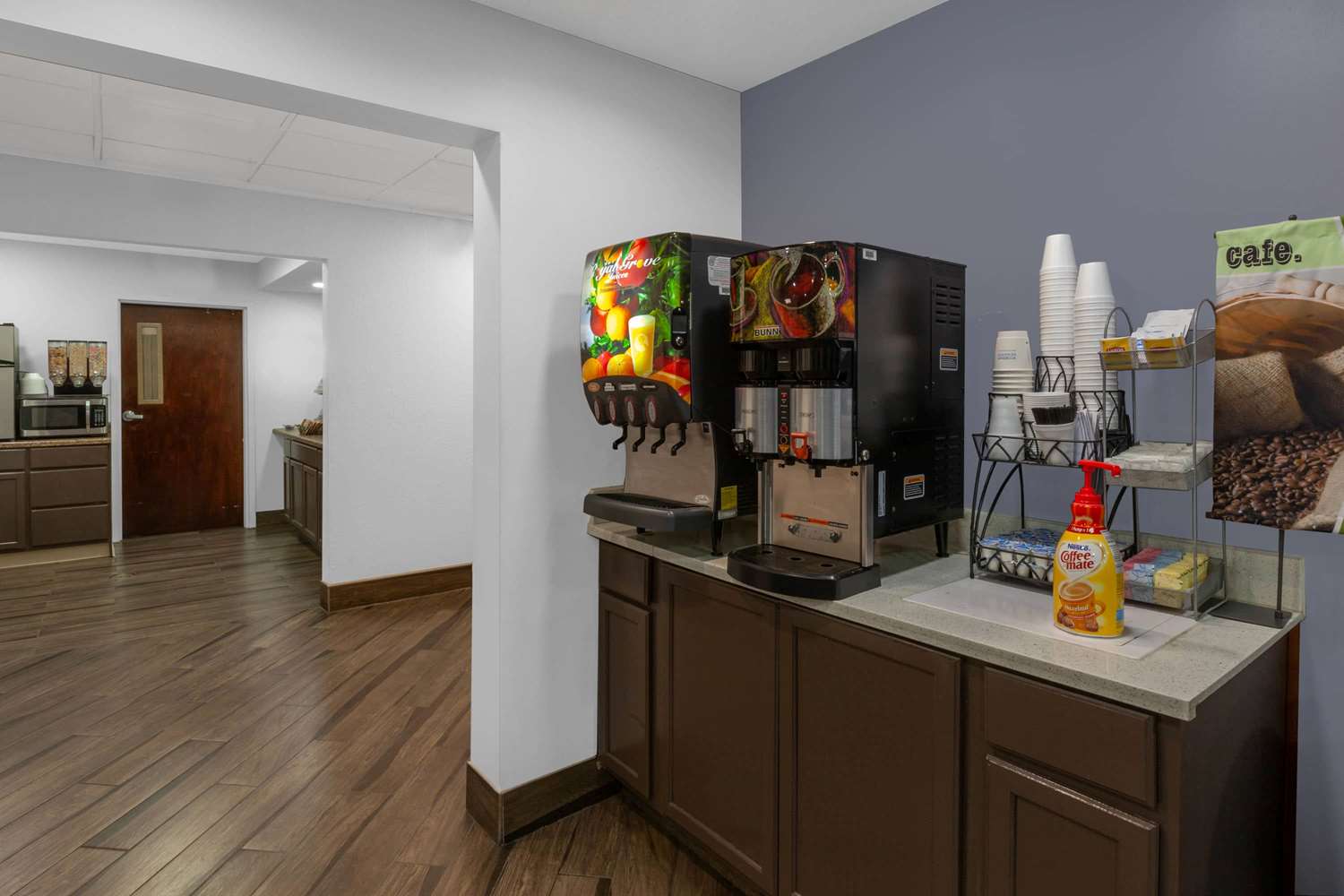Microtel Inn & Suites by Wyndham BWI Airport Baltimore 6/40
