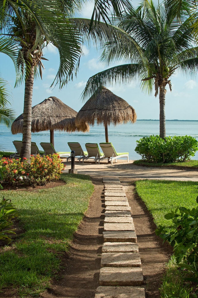 Sunset Marina Resort & Yacht Club All Inclusive 42/43