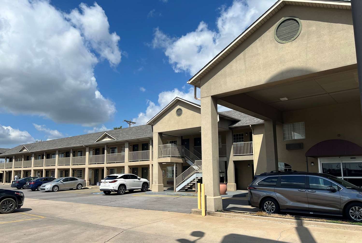 Days Inn by Wyndham Wagoner 16/20