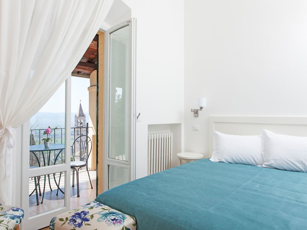 PANORAMIC, DOUBLE BED, BALCONY