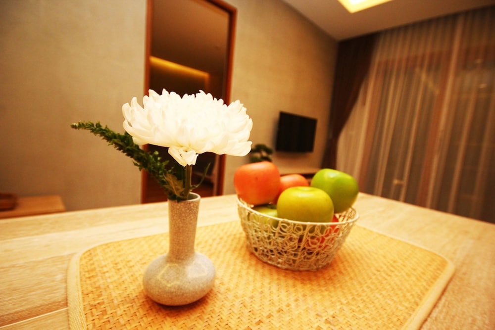 Chu Hotel 59/77