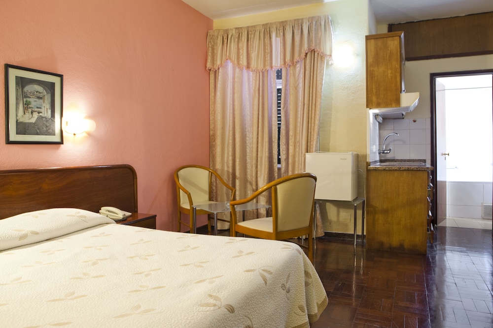 Hotel Residencial Colombo 21/50