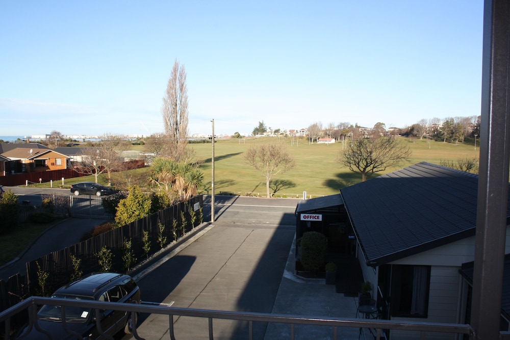 Ashbury Park Motel 27/27