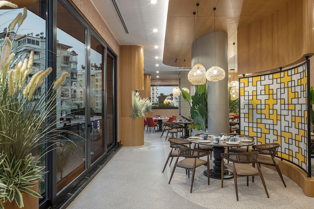 Mercure Antalya Konyaalti 38/59