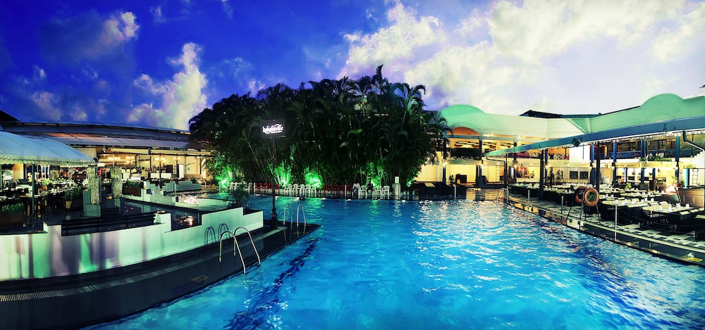 Sayaji Hotel 67/69