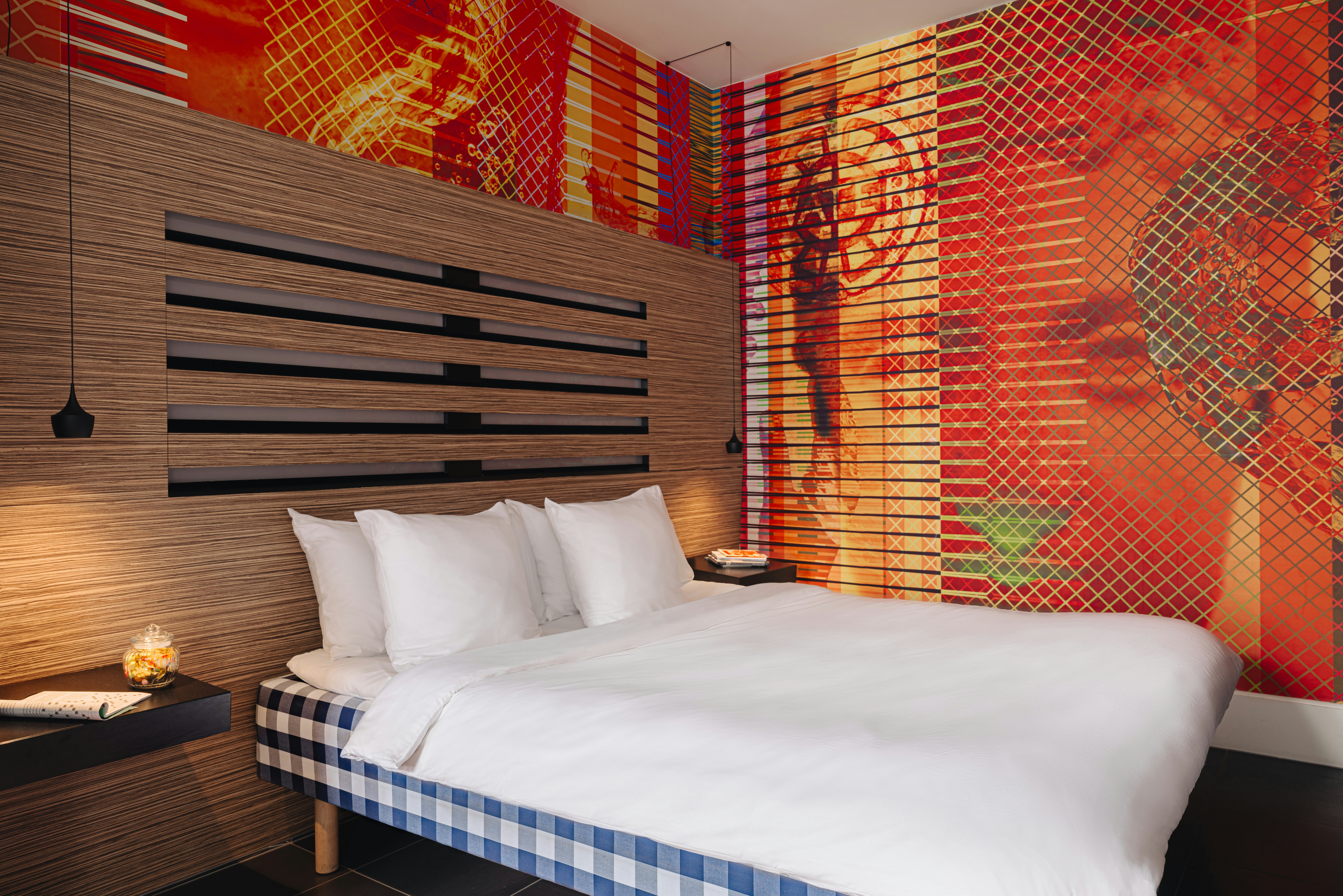 Deluxe, Double Bed