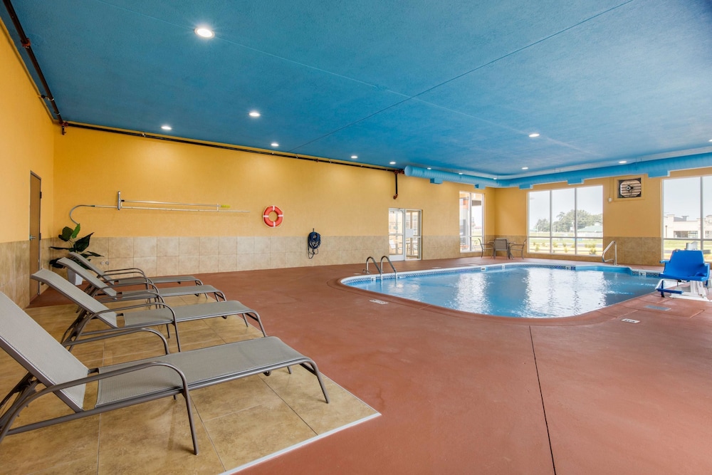 Quality Inn Cadiz, KY 30/40