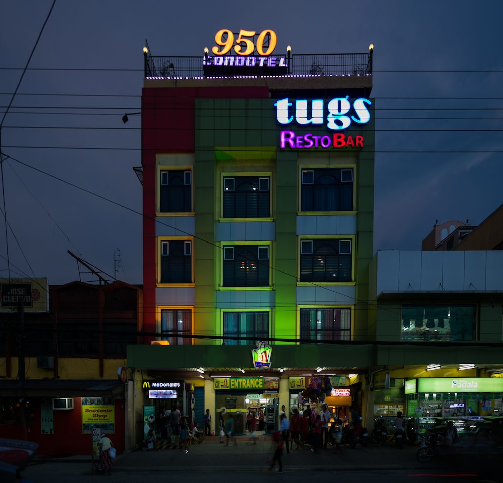 950 Condotel 2/58