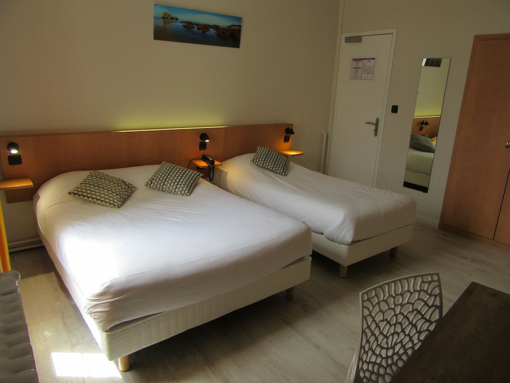 Sorti P Tit Dej Hotel Saintes 27/50
