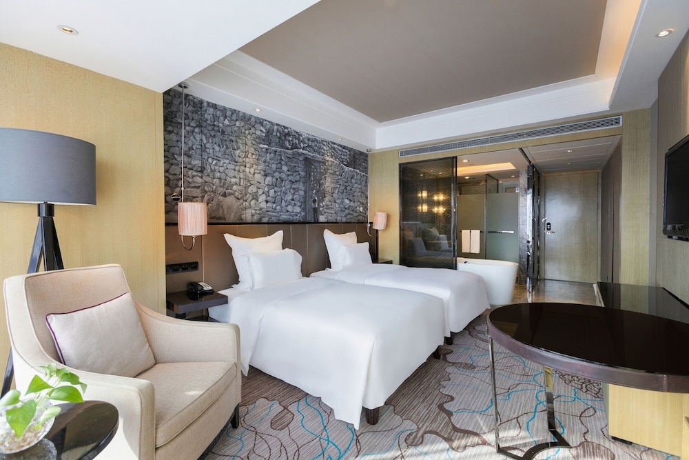 Universal Hotel Urumqi 12/33