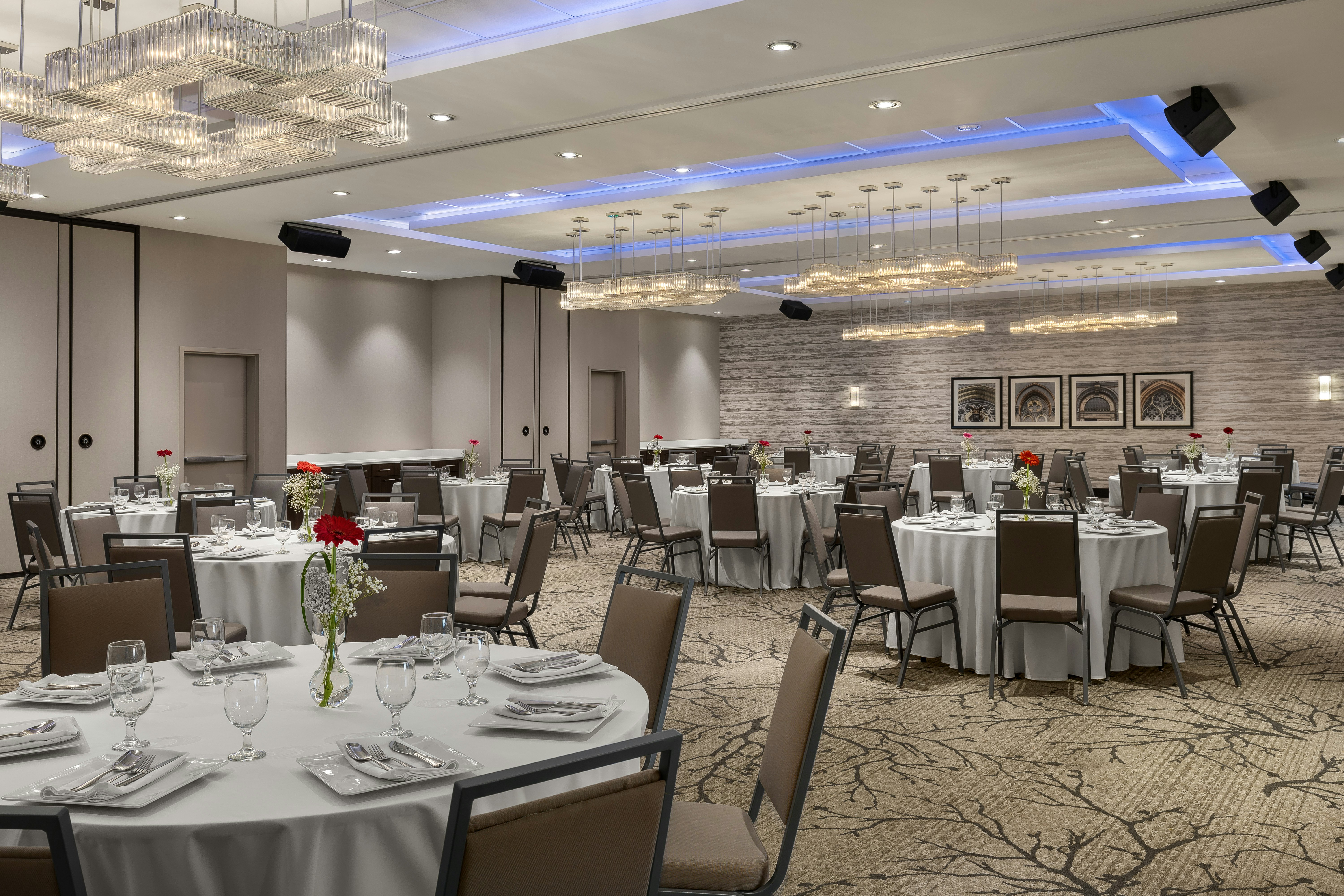 Hampton Inn and Suites by Hilton Montreal Dorval 20/23