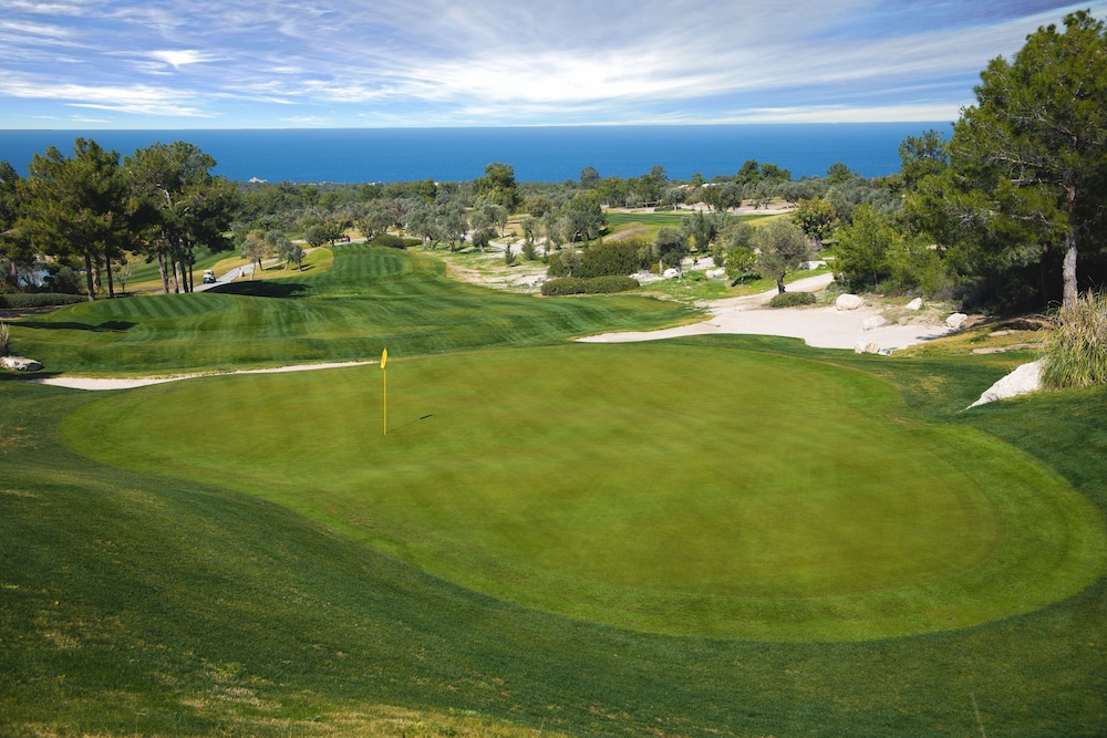 Korineum Golf & Beach Resort 27/33