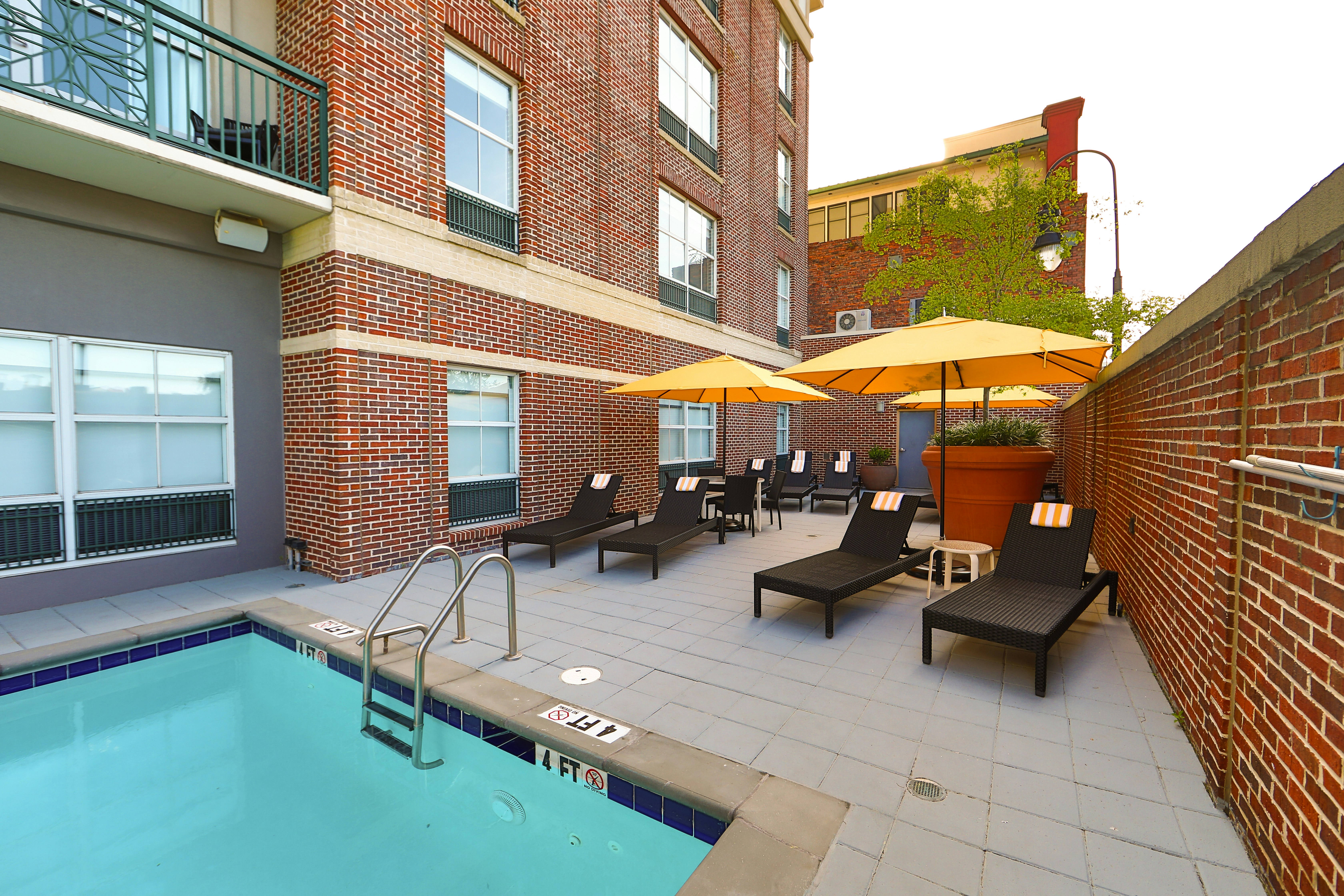 Hilton Garden Inn Savannah Historic District 23/54