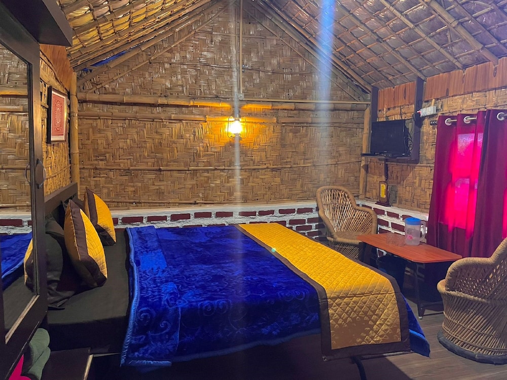 JJ's Village - Eco Resort 20/50