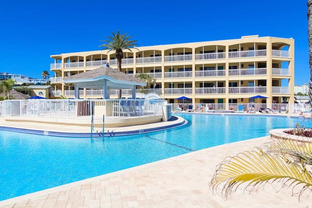 Coral Reef Beach Resort 4/32