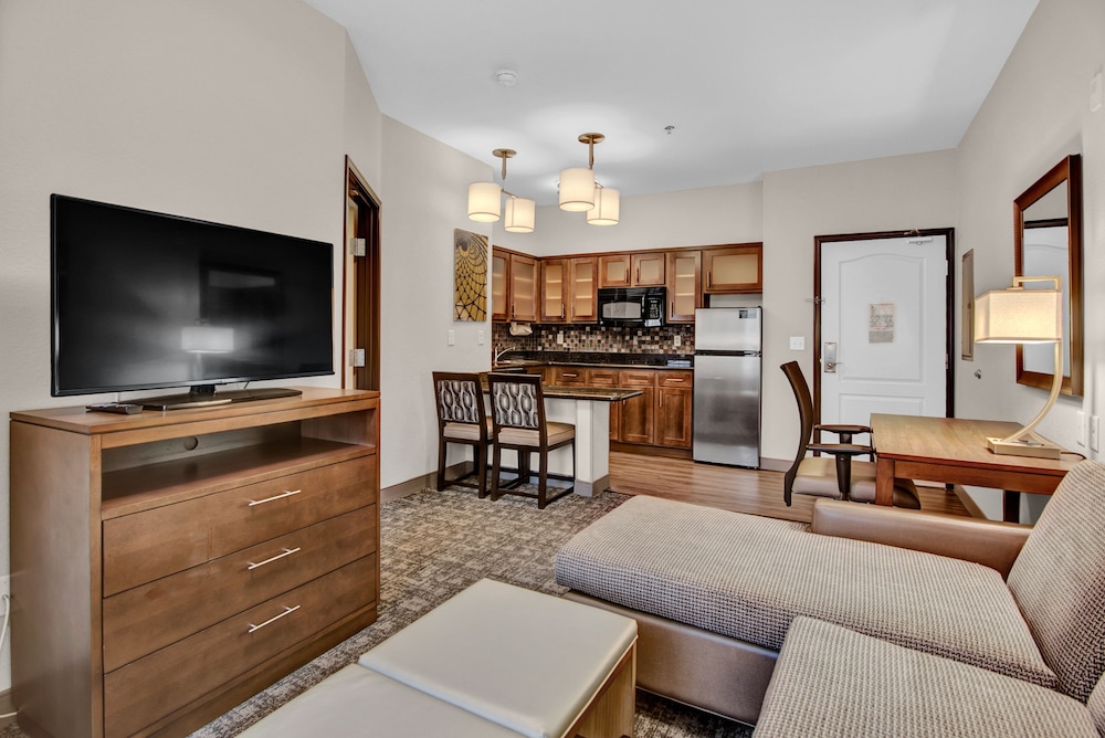 Staybridge Suites Salt Lake-West Valley City 44/70