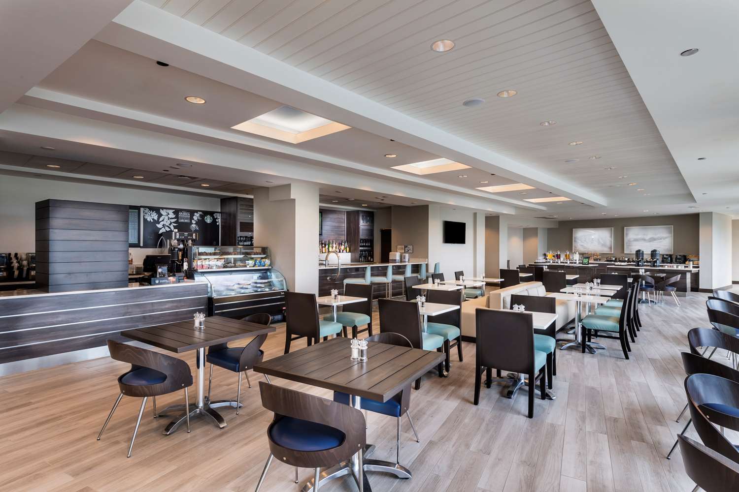 restaurant cafeteria