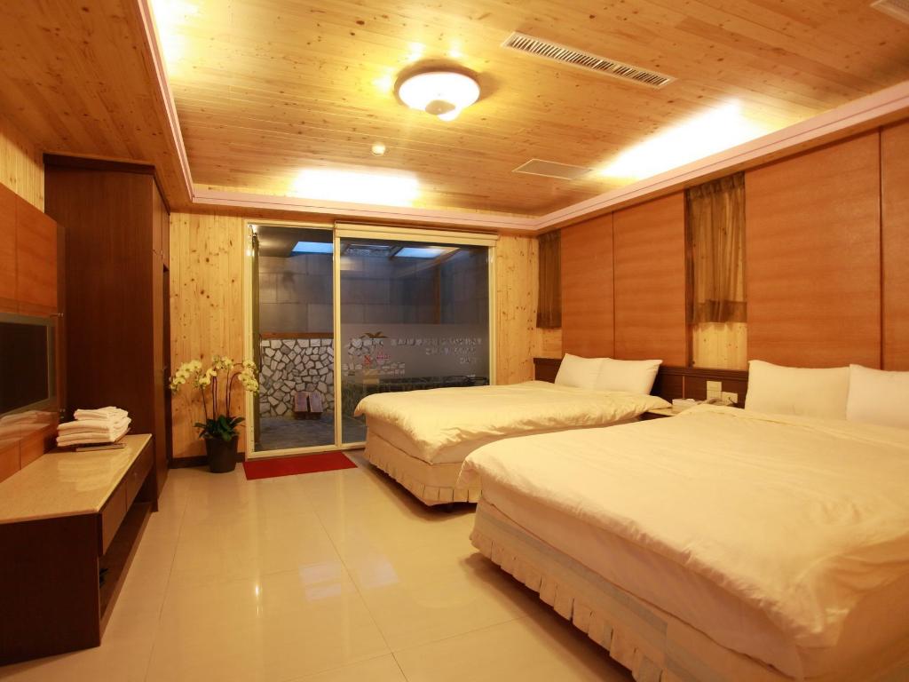 Kylin Peak Hotspring Resort 5/16