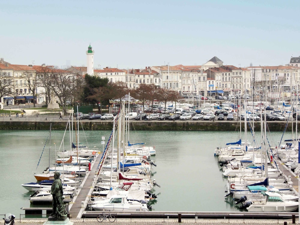 Ibis La Rochelle Centre Historique Hotel 46/56