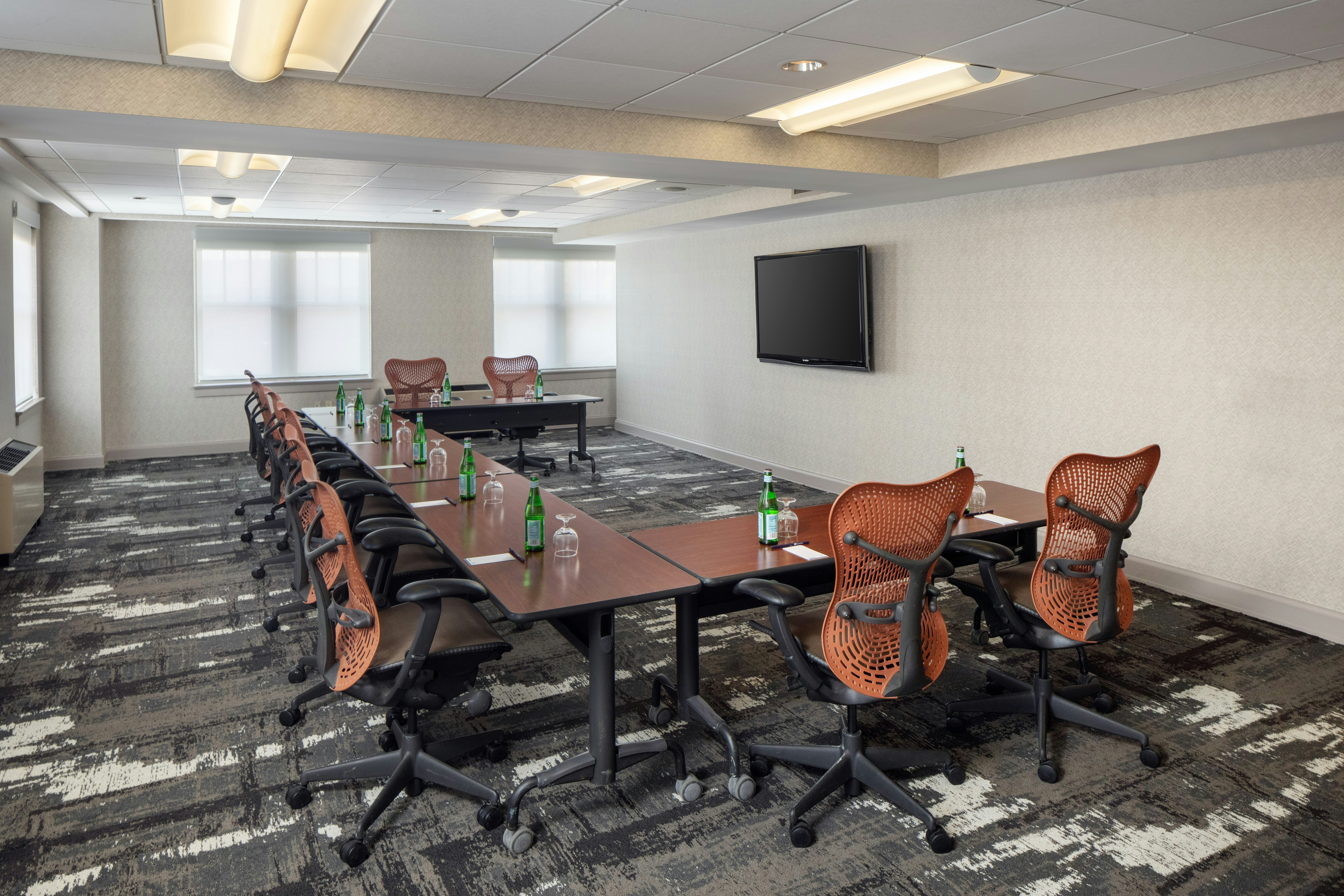 DoubleTree Suites by Hilton Detroit Downtown - Fort Shelby 47/59