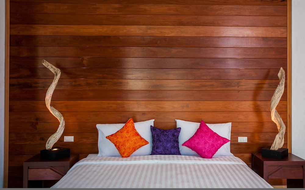 Paradise Resort Phi Phi 34/71