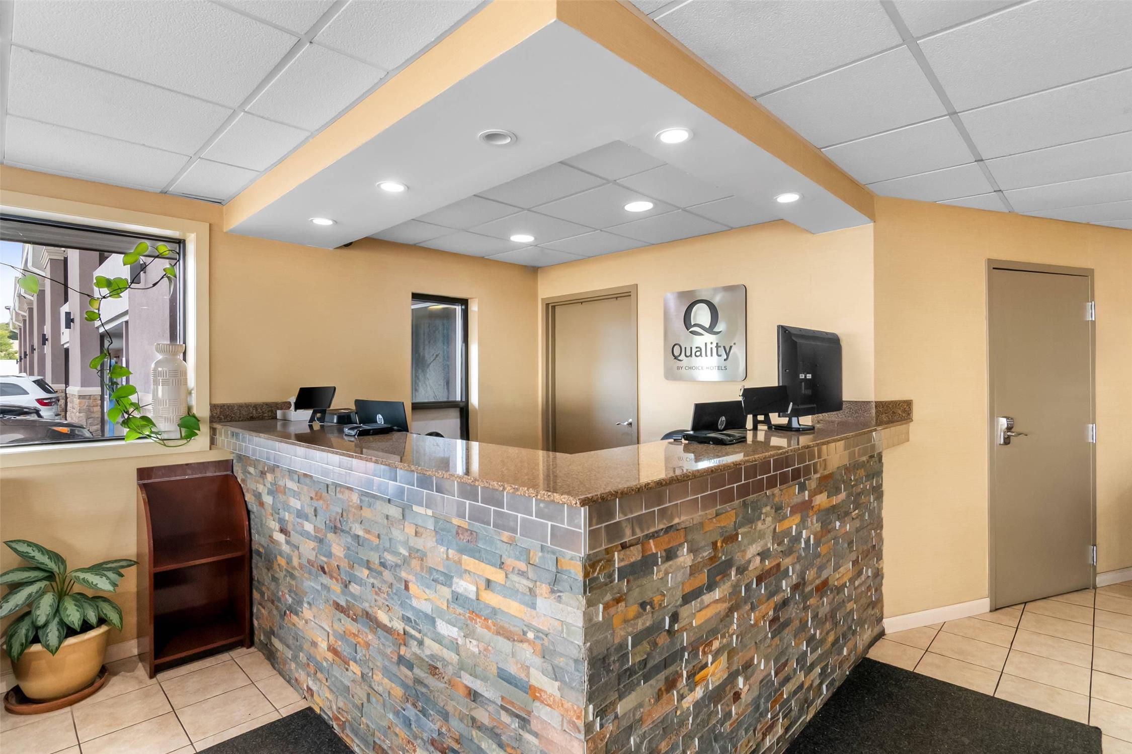 Quality Inn Waterbury 6/29