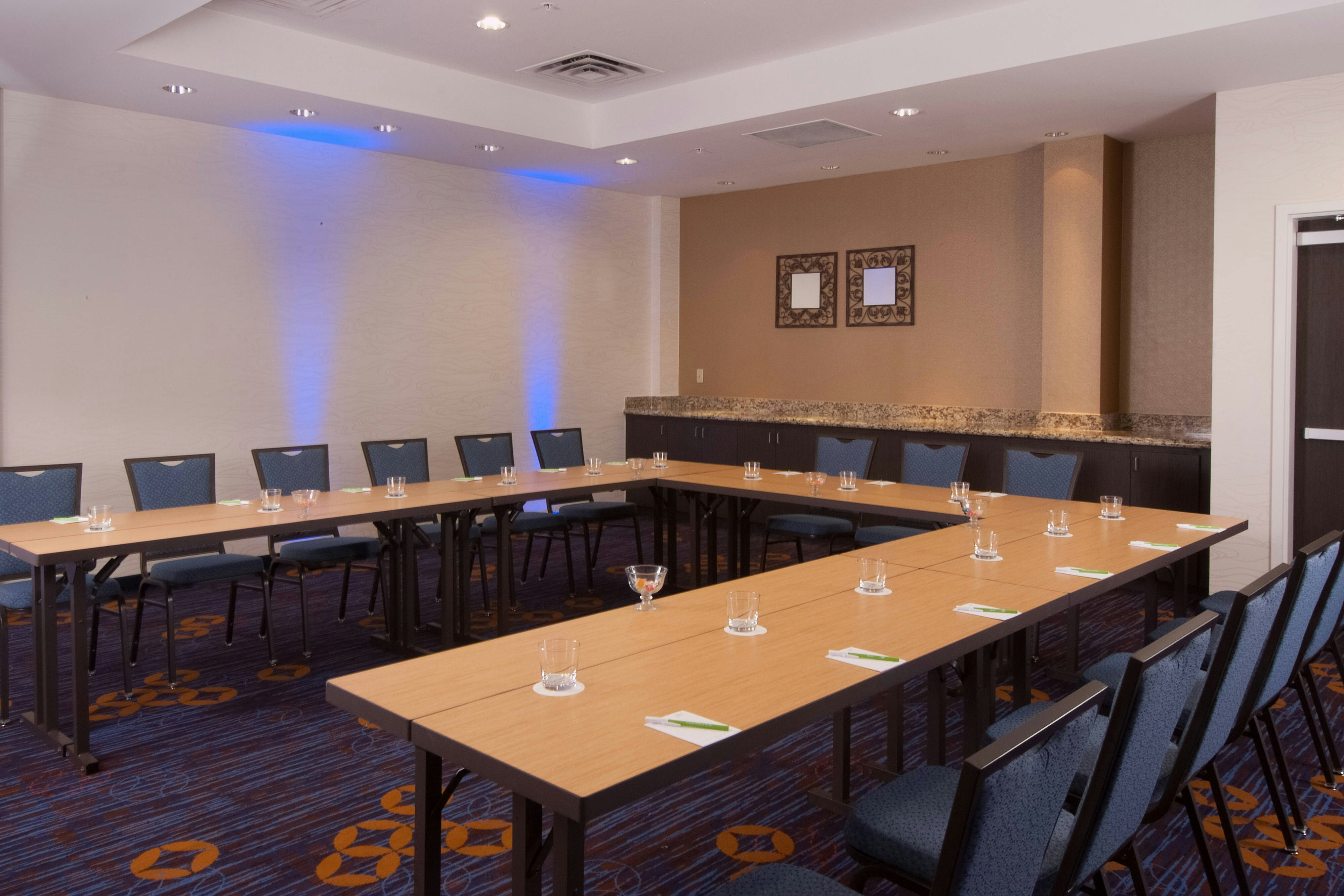 Courtyard By Marriott Miami Coral Gables 14/19