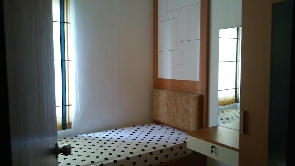 Sudirman Park Apartment By Merry 25/50