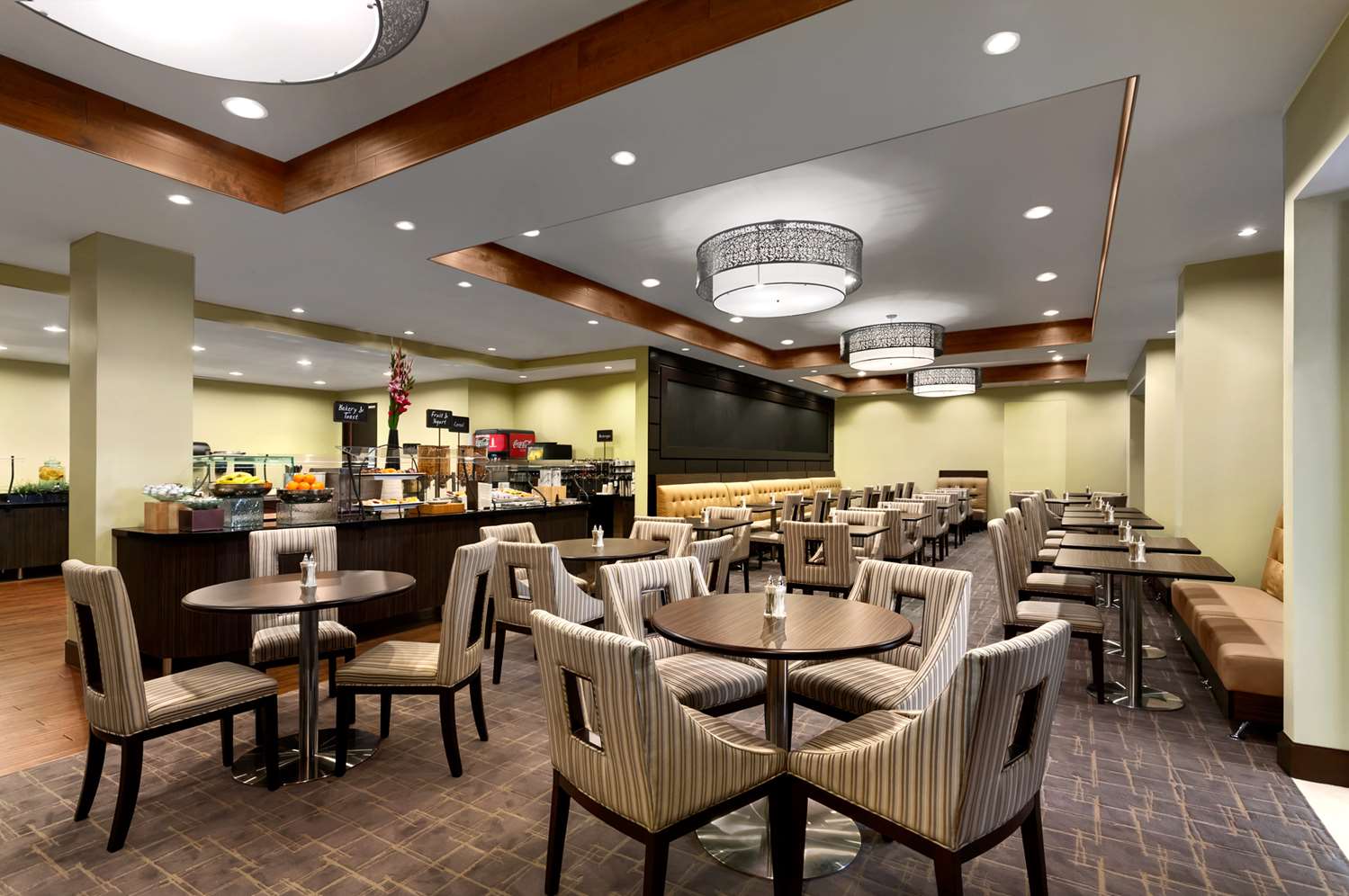 restaurant cafeteria