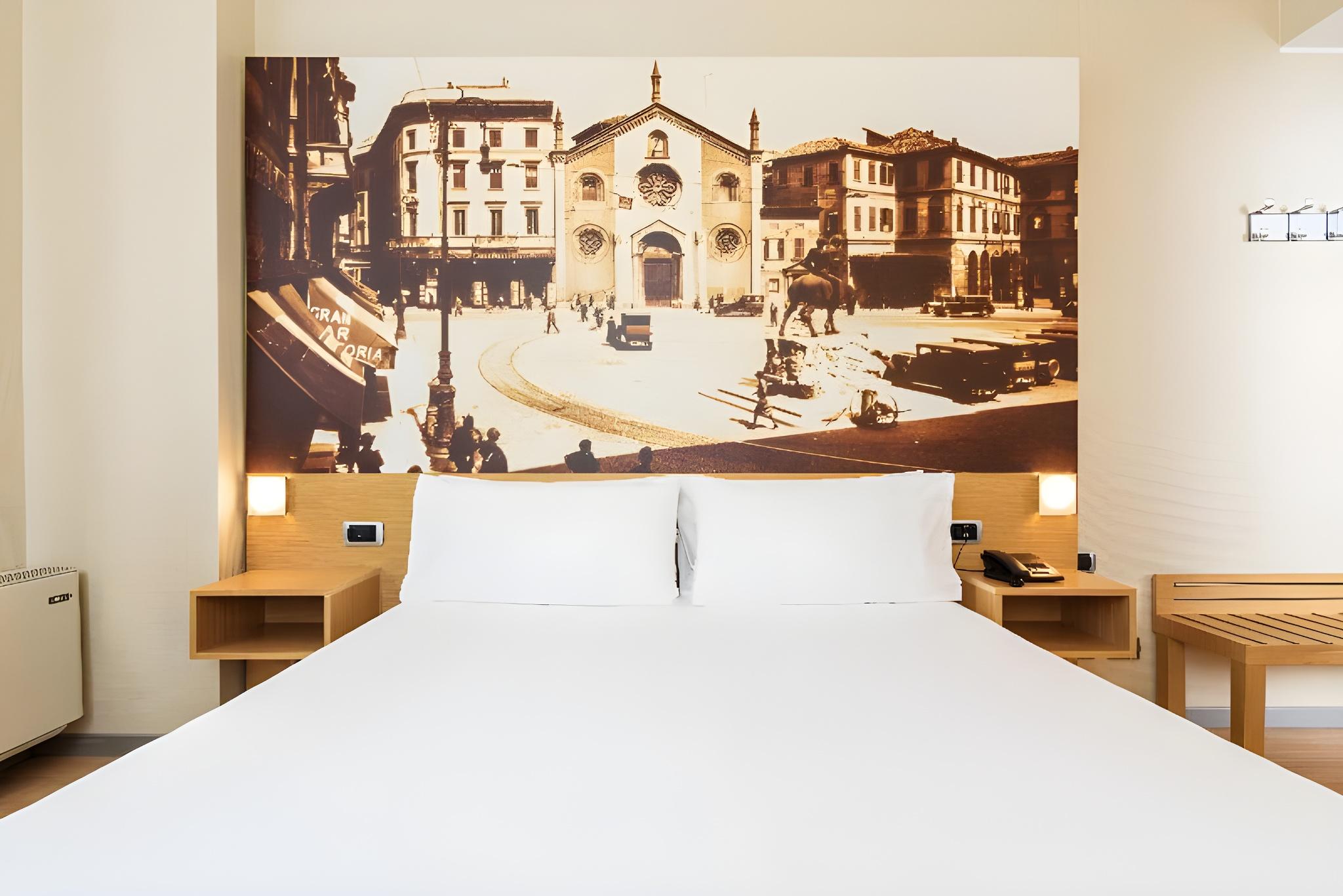 غرفة بسرير مزدوج أو سريرين منفصلين
