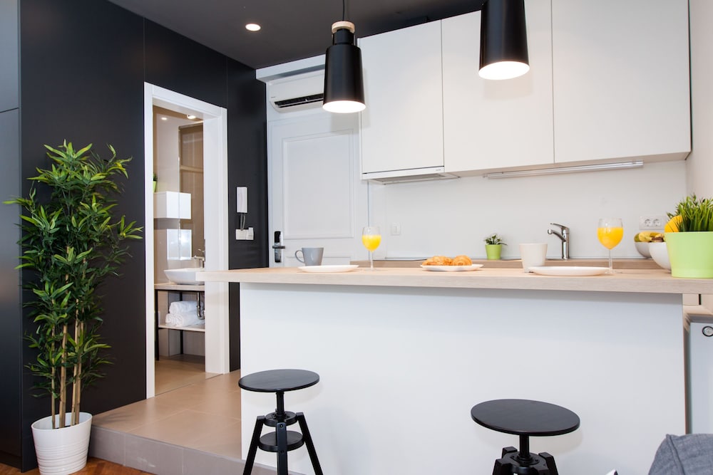 Loox Serviced Apartments Hatzova 8/33