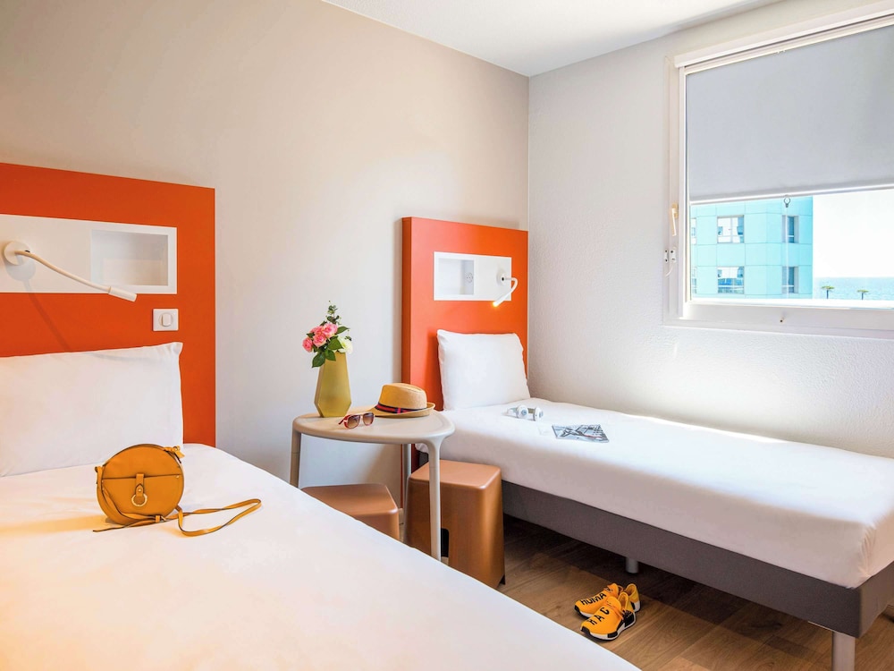 IBIS BUDGET NICE CALIFORNIE LENVAL 28/78