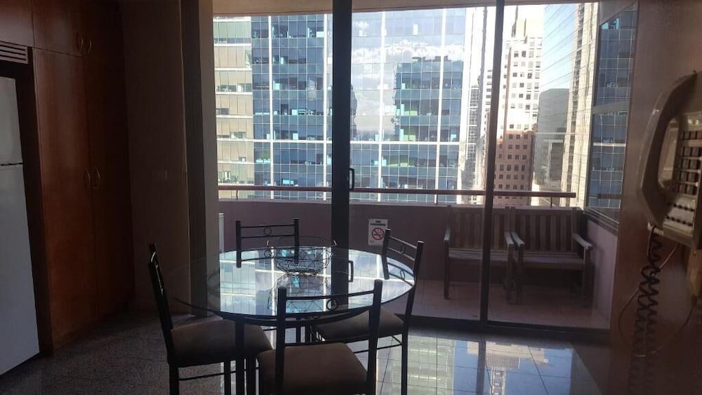 Melbourne CBD Central Apartment Hotel 6/37