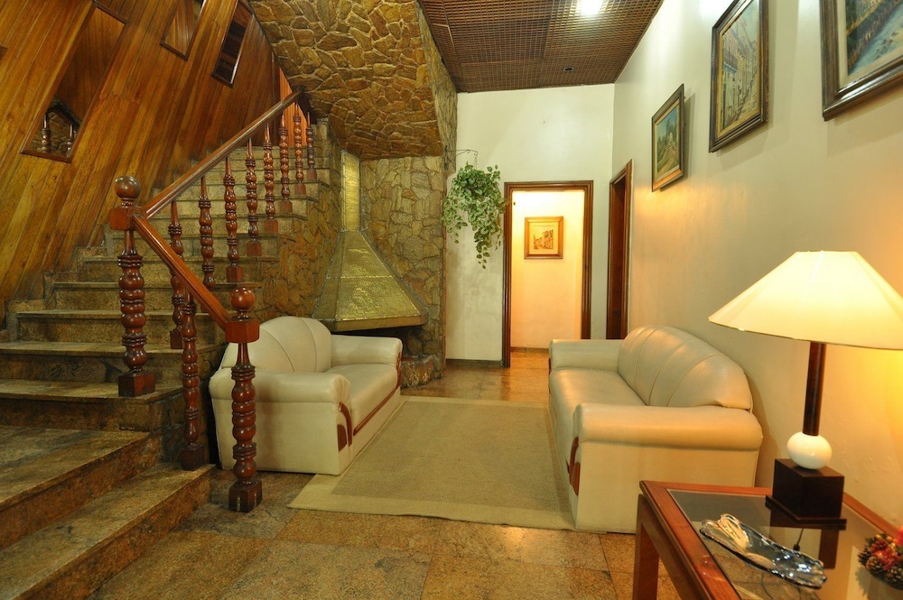 Serra da Estrela Hotel 37/40