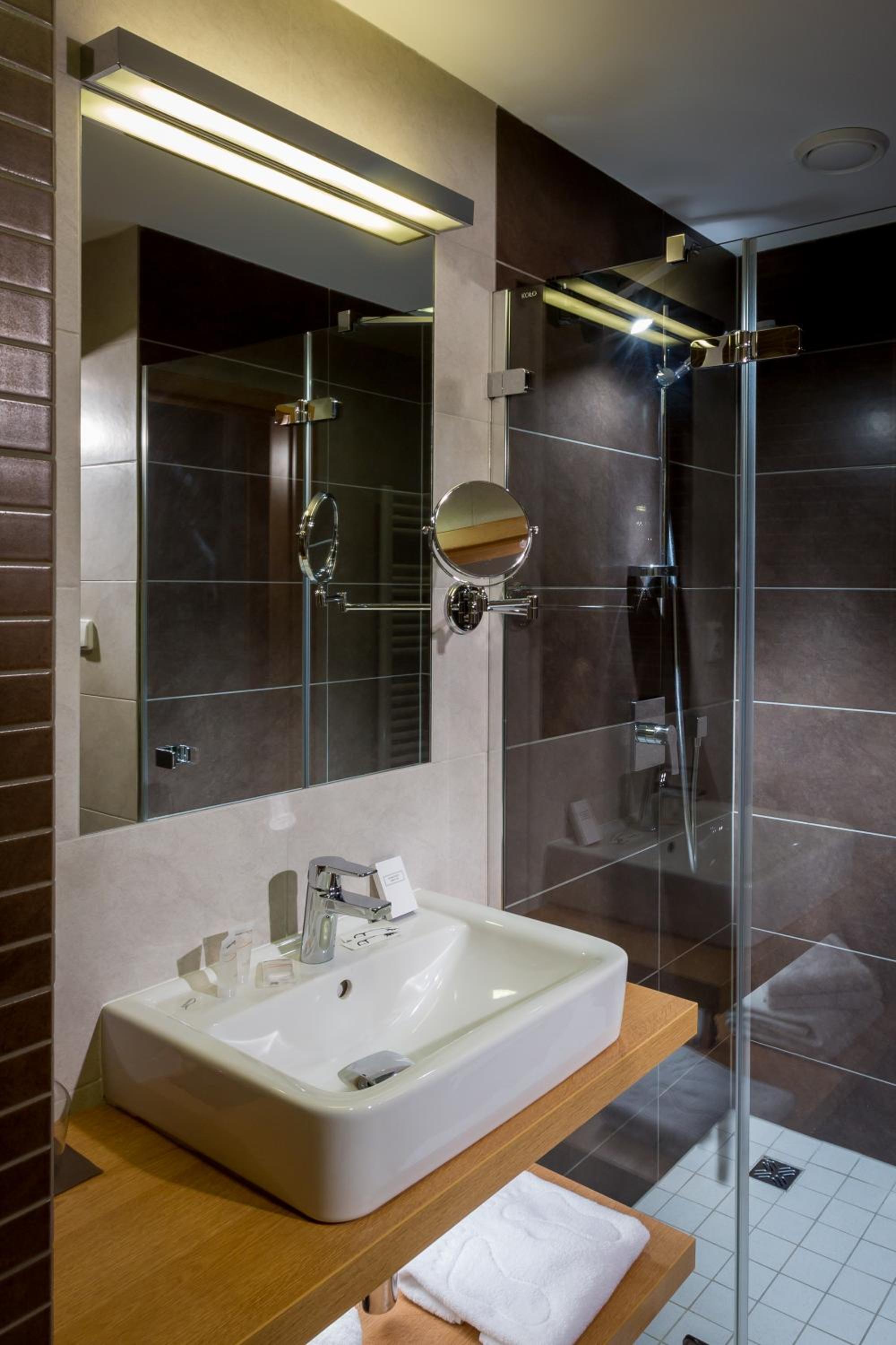 Sareza Hotel 46/48