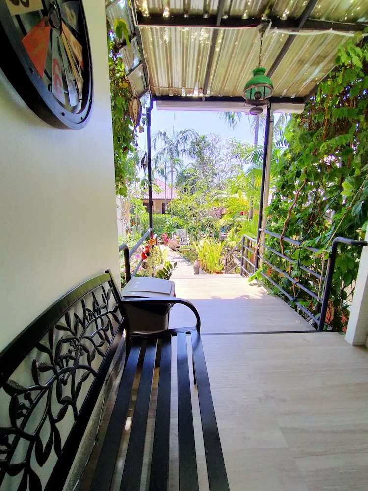 Happy Cottages Phuket 21/42