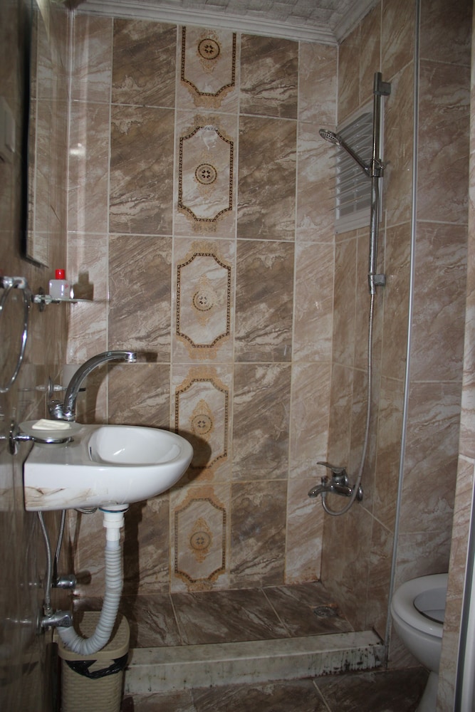 Otel Orkun 26/27
