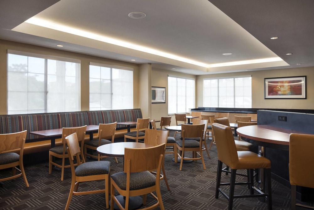 TownePlace Suites by Marriott San Diego Carlsbad / Vista 18/24