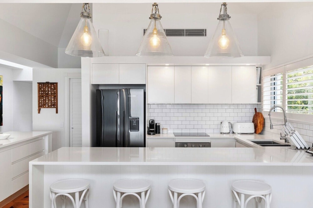 La Mer Apartments 5/50