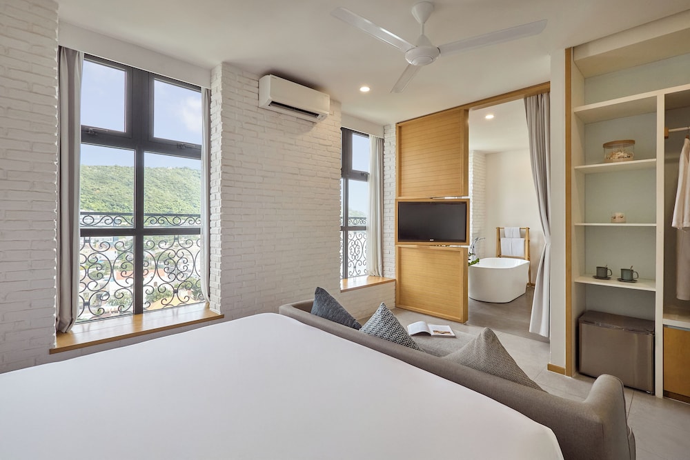 Skool Plus Vung Tau 25/60