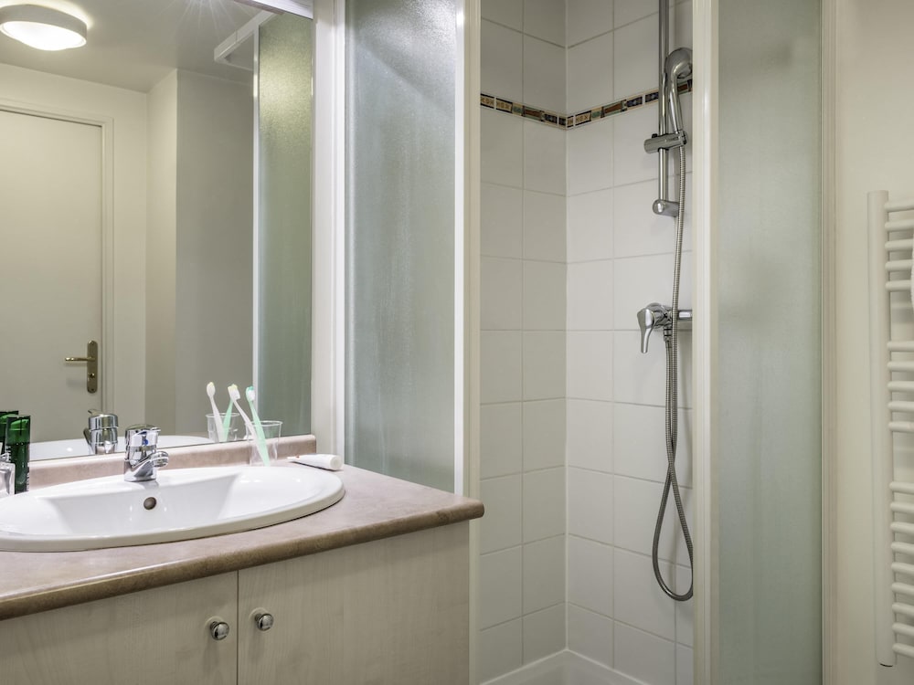 Adagio Access Paris Porte de Charenton Aparthotel 36/41