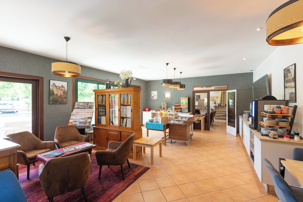 HOTEL L OUSTAL 25/50