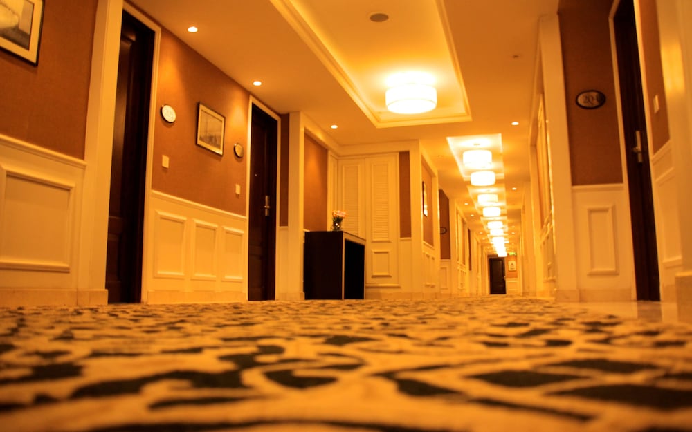 The Pllazio Hotel 45/50